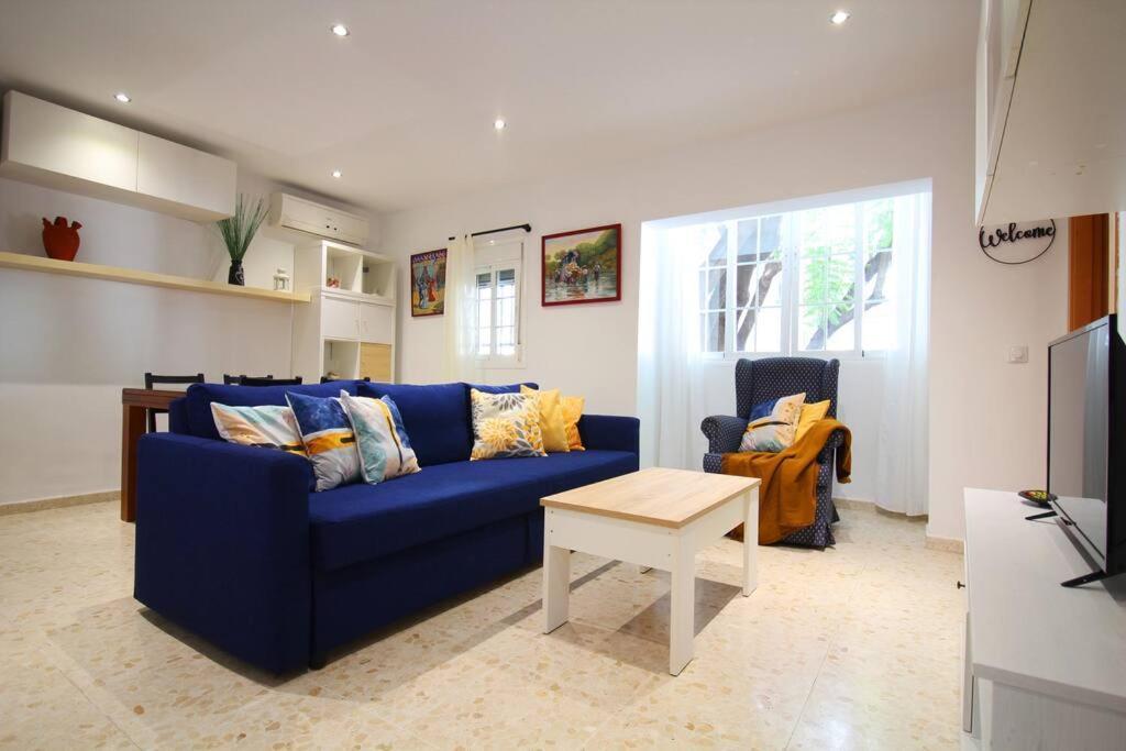 Barrio De Triana - Bidasoa Facil Aparcamiento Séville Extérieur photo